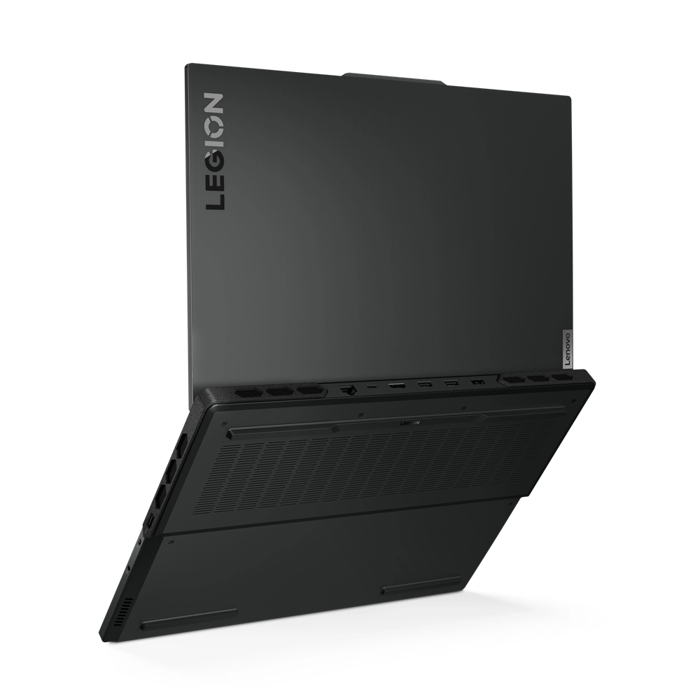 Legion Pro 7i - 16'' Core i9-13900HX 32GB DDR5 2TB SSD