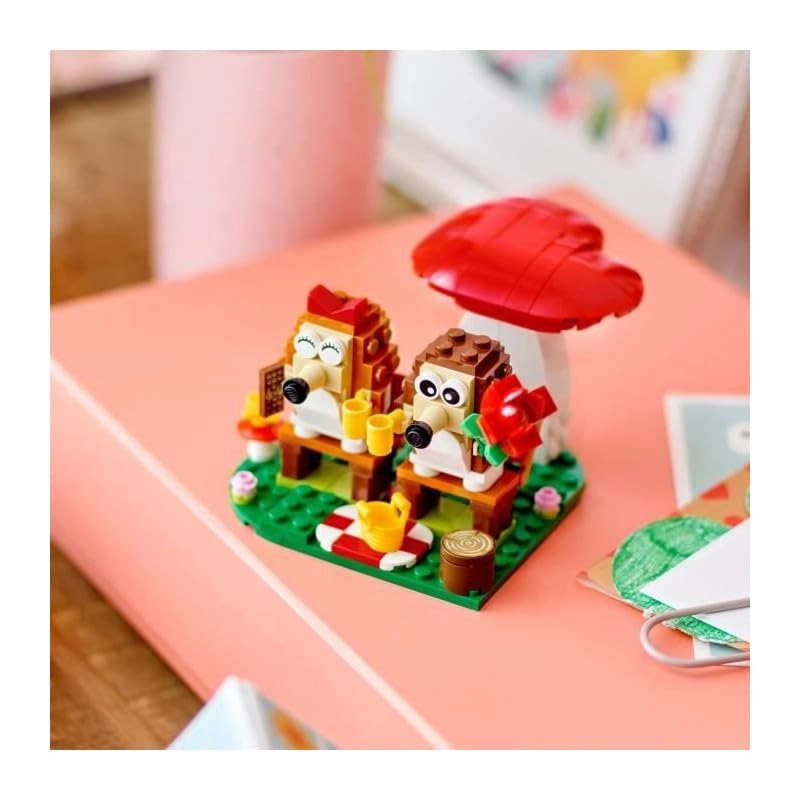 Hedgehog Picnic Date (40711) - 8+ Years Multicolour