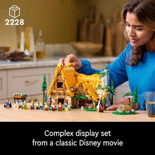Disney Snow White and the Seven Dwarfs’ Cottage (43242)