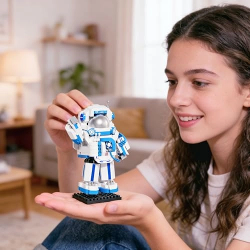 Blue Astronaut - 570 pcs