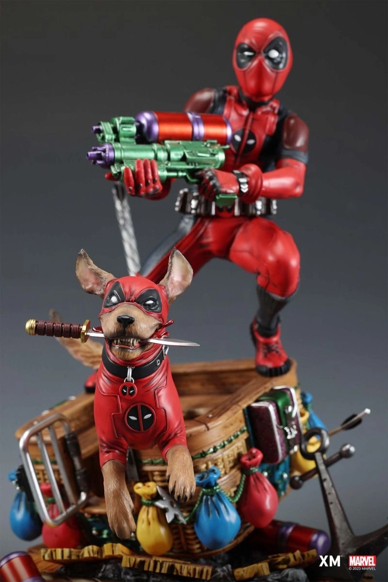 Kidpool and Dogpool Statue