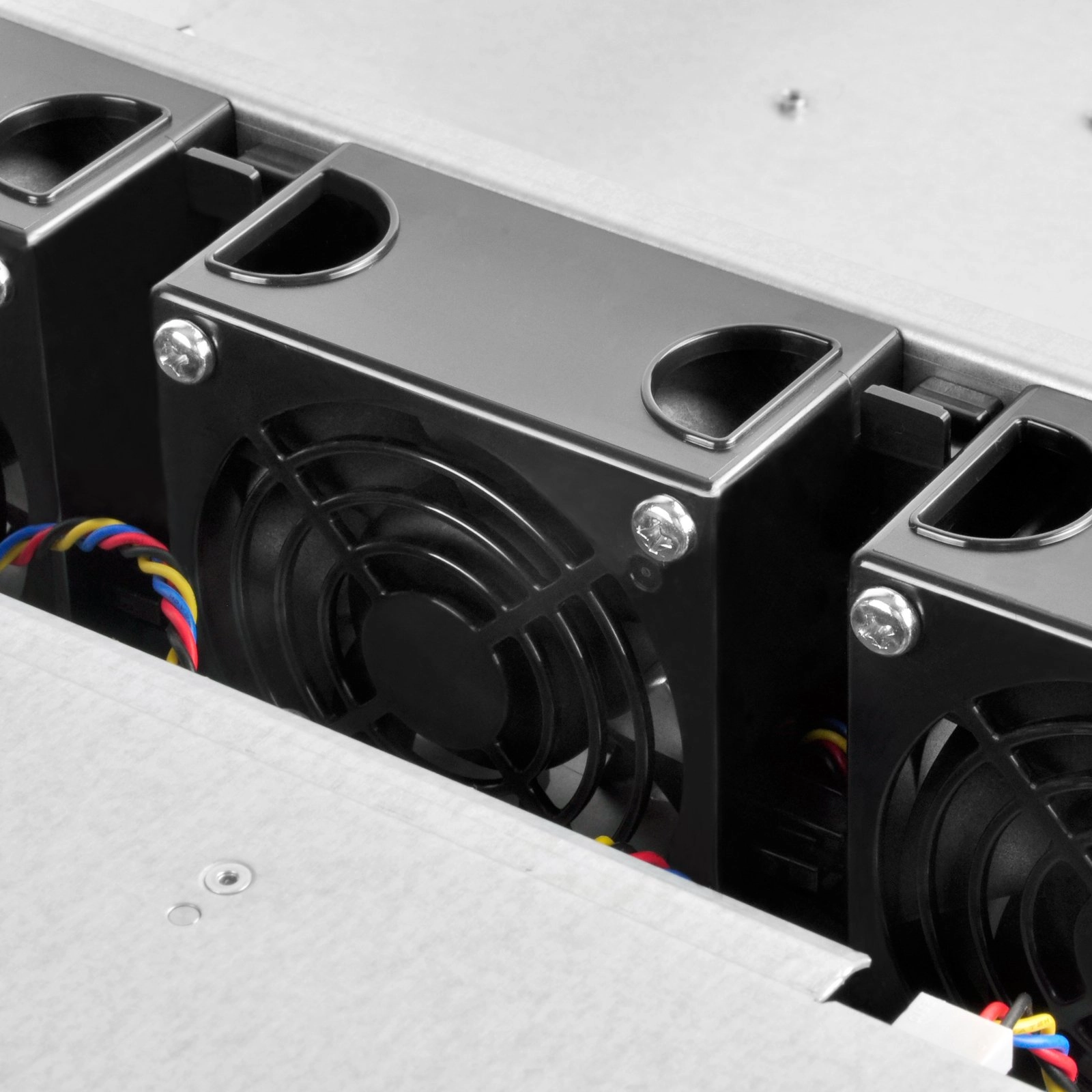 SST-RM212 - 2U Rackmount