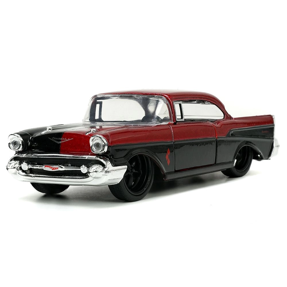 Harley Quinn 1957 Chevy Bel Air with Harley Quinn Figure - 1:32
