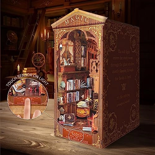 Book Nook Kit - Magic Book House