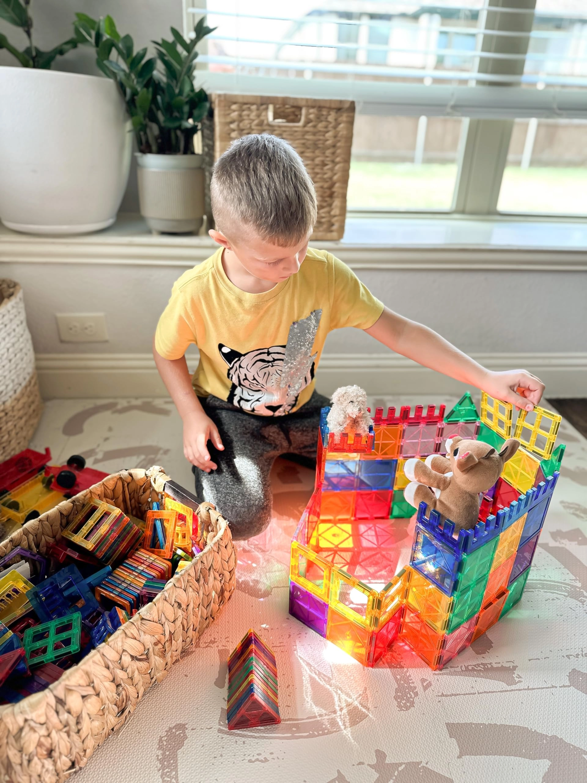 magnetic tiles - 60pcs