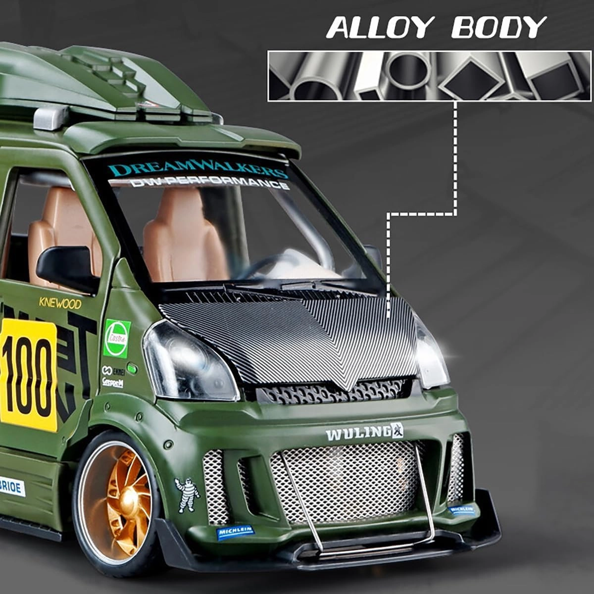 Wuling Van Modified - 1:24 1 pcs