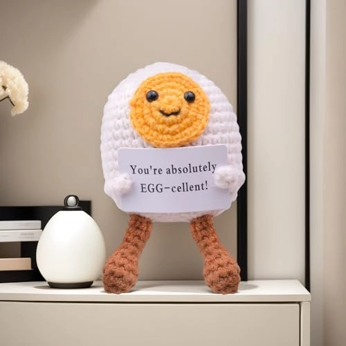 Pocket Hug Egg - Crochet 5 x 4 x 1.62 cm