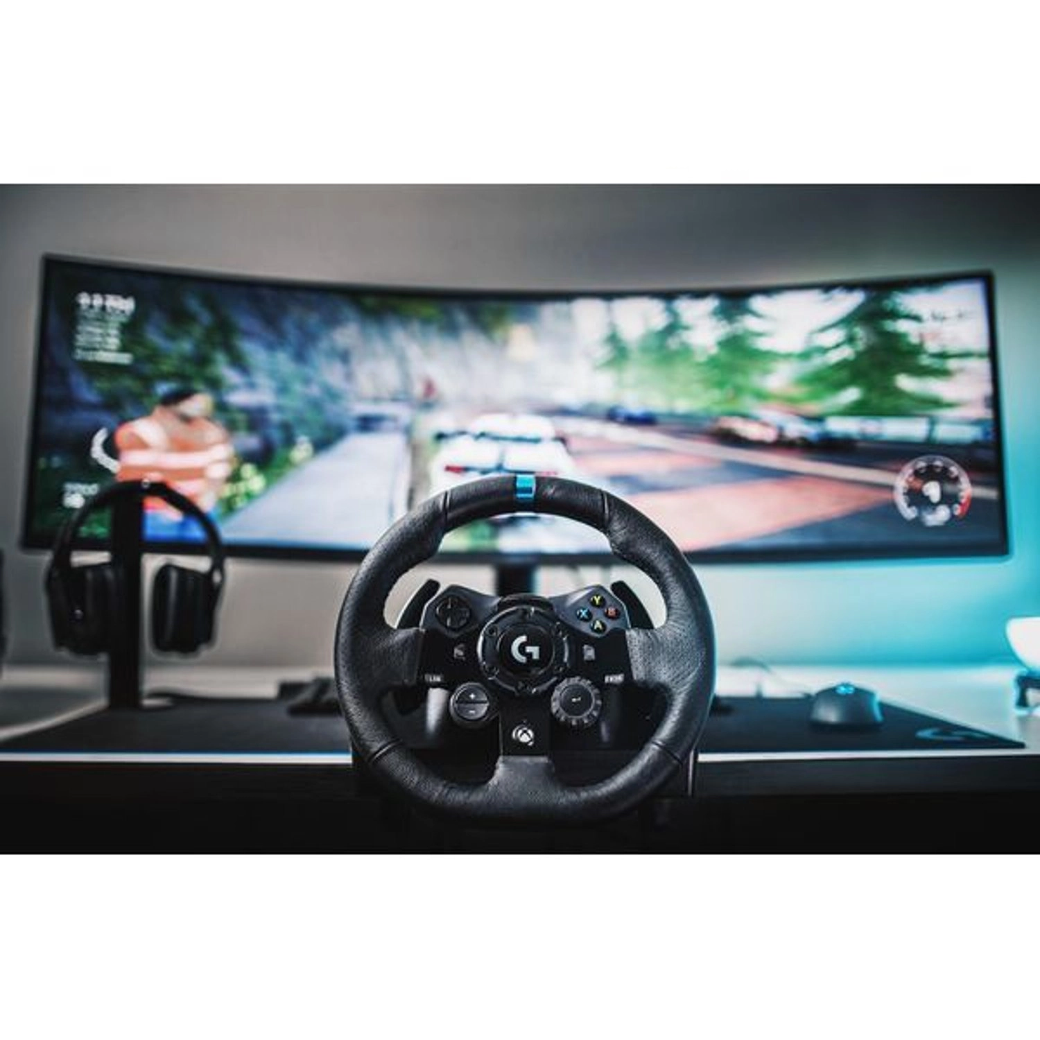 G923 Racing Wheel & Pedals - XBOX