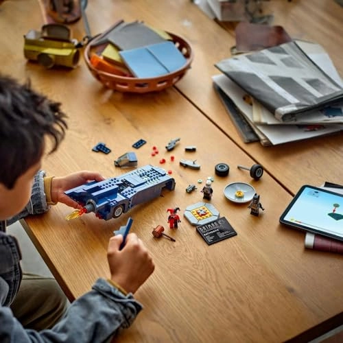 DC Batman Batmobile vs. Harley Quinn and Mr. Freeze - 3 Minifigures 8+