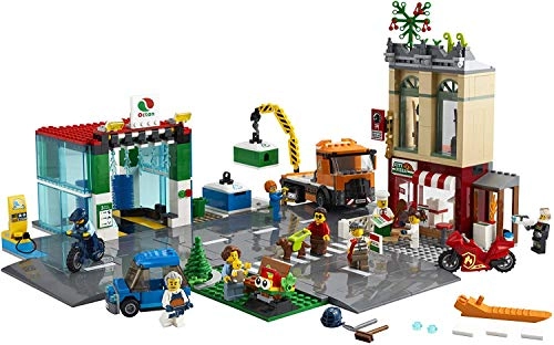 City Town Centre (60292) - Car Wash 8 Minifigures