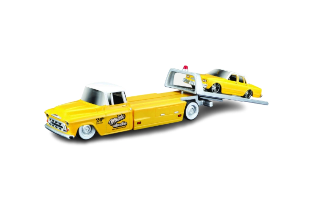 Maisto Missle Tow Flatbed 1:64 + 1987 Chevrolet Caprice 1:64