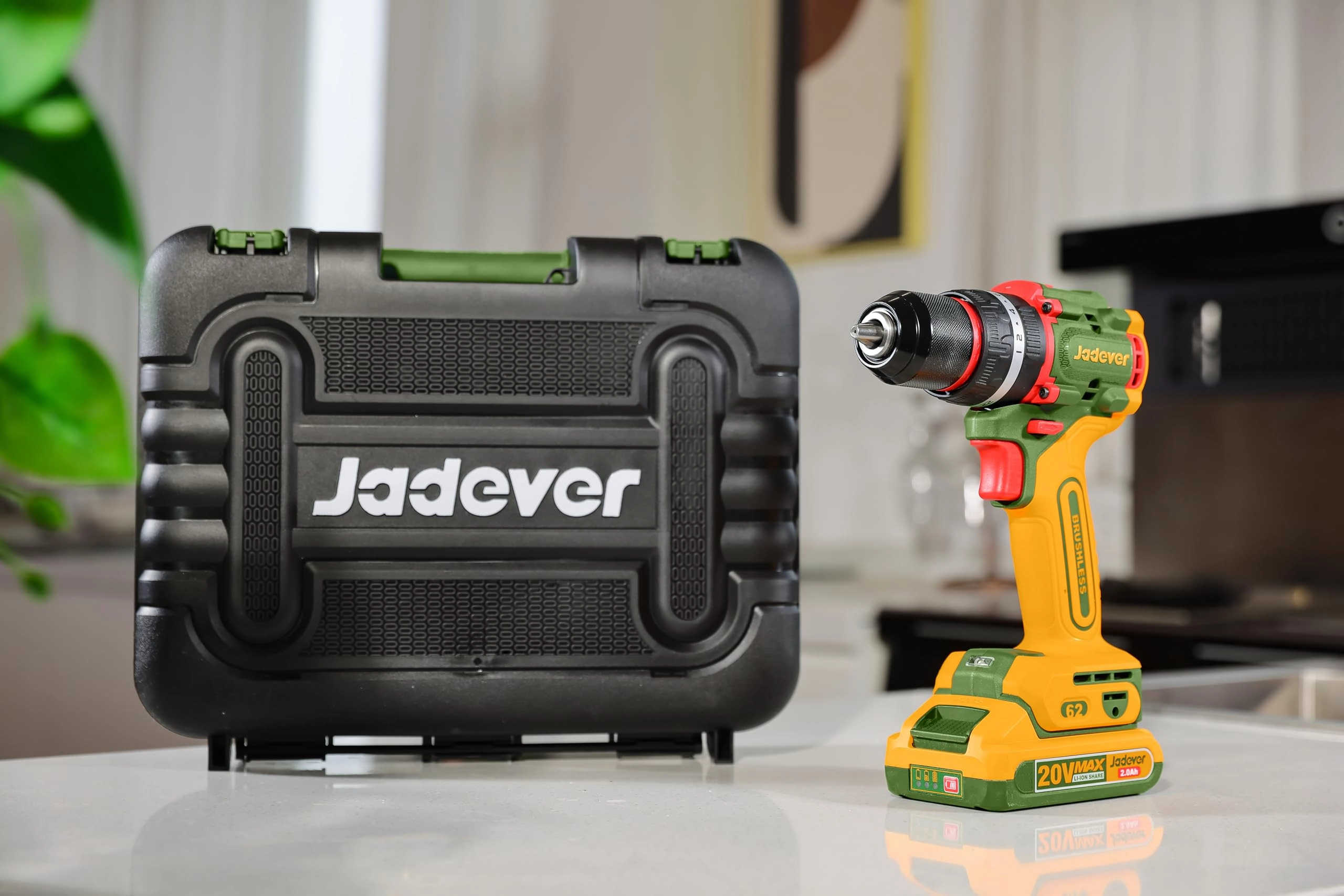 Jadever Brushless Cordless Impact Drill - 20V 62N.m 2.0Ah batteries