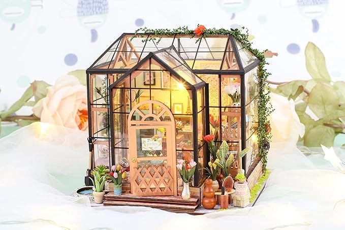 Miniature Greenhouse Kit - 1:24 Scale Multicolor