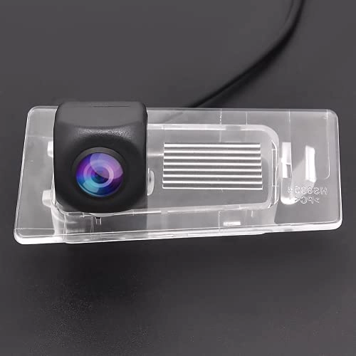 Rear View Reverse Backup Tracks Camera - 728 x 512