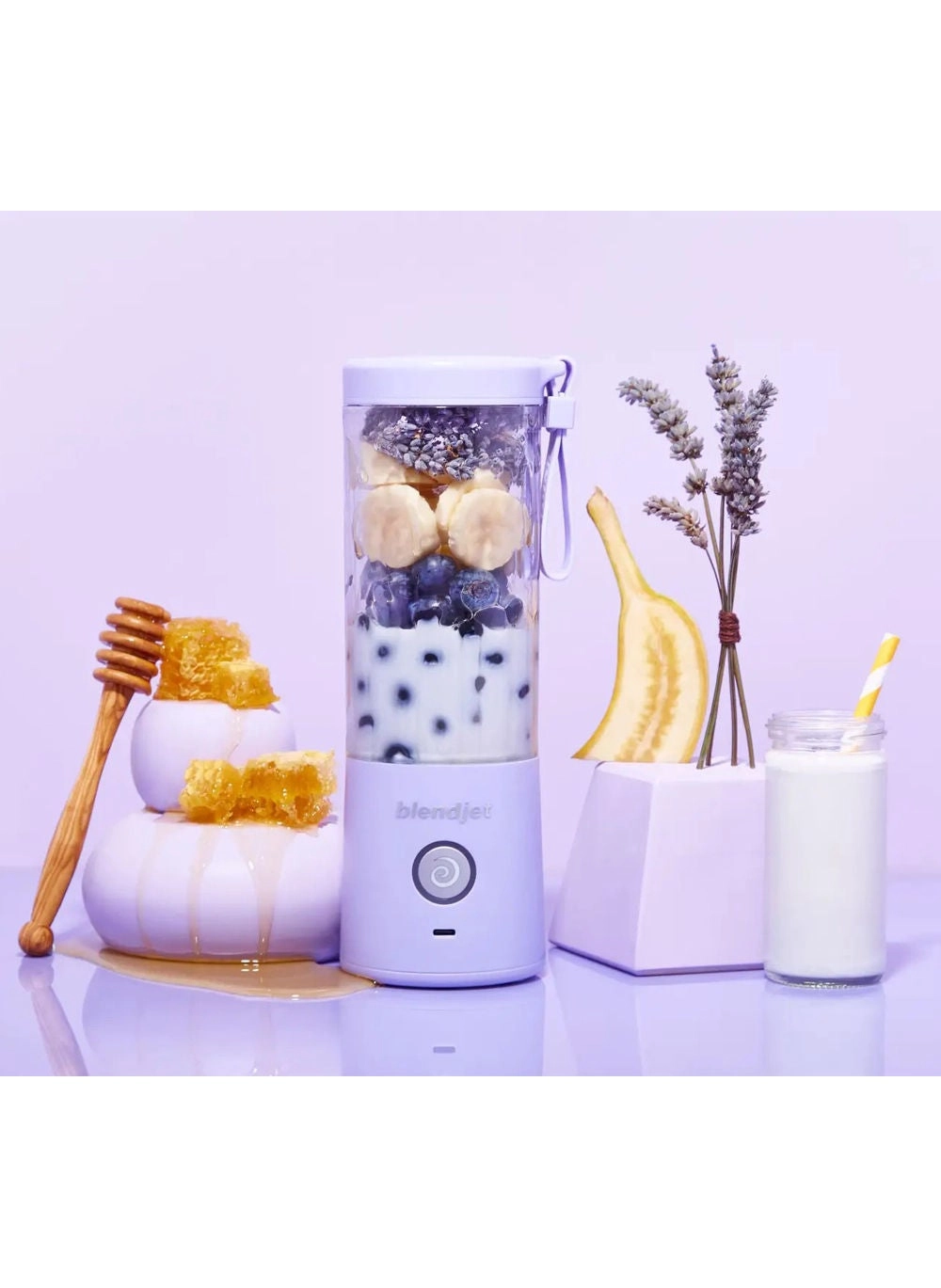 V2 Portable Blender - Compact portable design USB-C rechargeable BPA-free construction