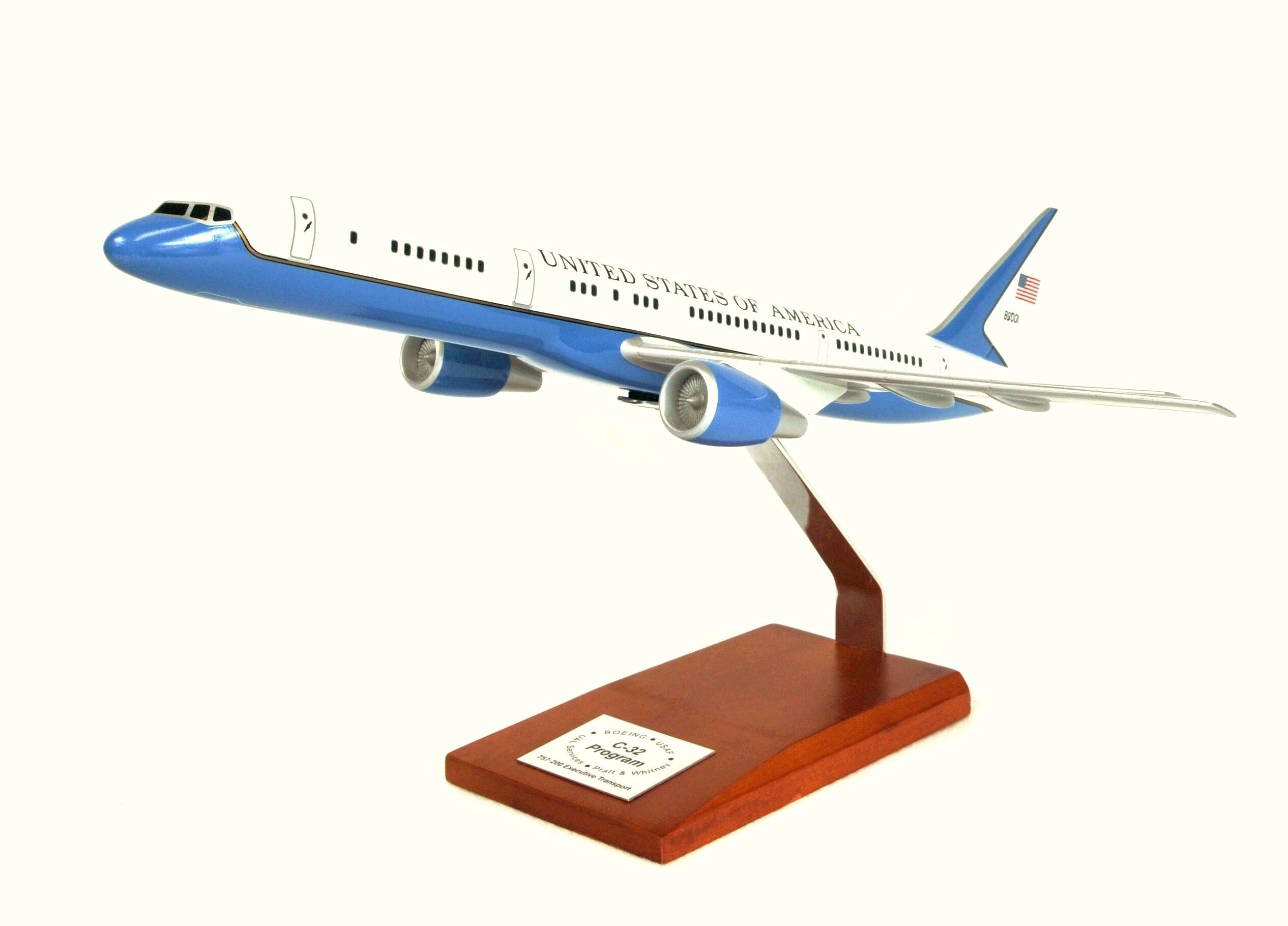 Toys and Models Boeing 757-200 C-32A - 1:100