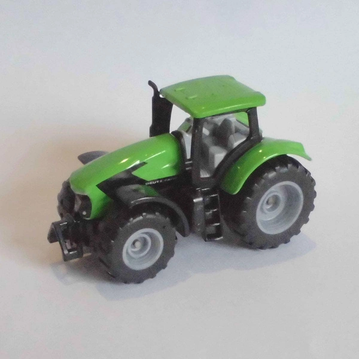 DEUTZ-FAHR TTV 7250 Agrotron Tractor - 1pcs