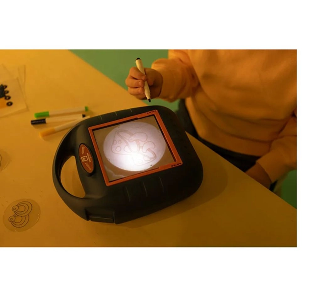 Drawing Projector - 56pcs 6 brightly colored markers