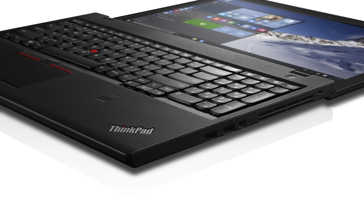 (Renewed) ThinkPad T560 - 15.6'' Core i7-6600U 8GB DDR4 512GB SSD