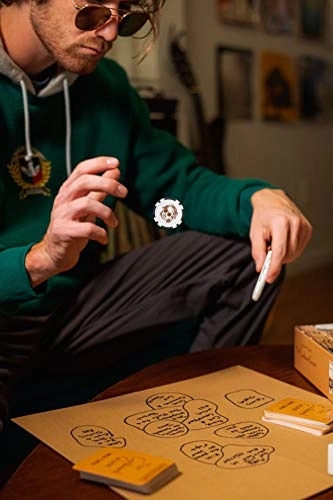 DUDE445 - 1 piece(s) 17 years and up English