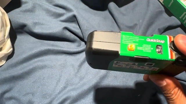 Quicksnap Flash 400 - Single-Use 35mm Pack