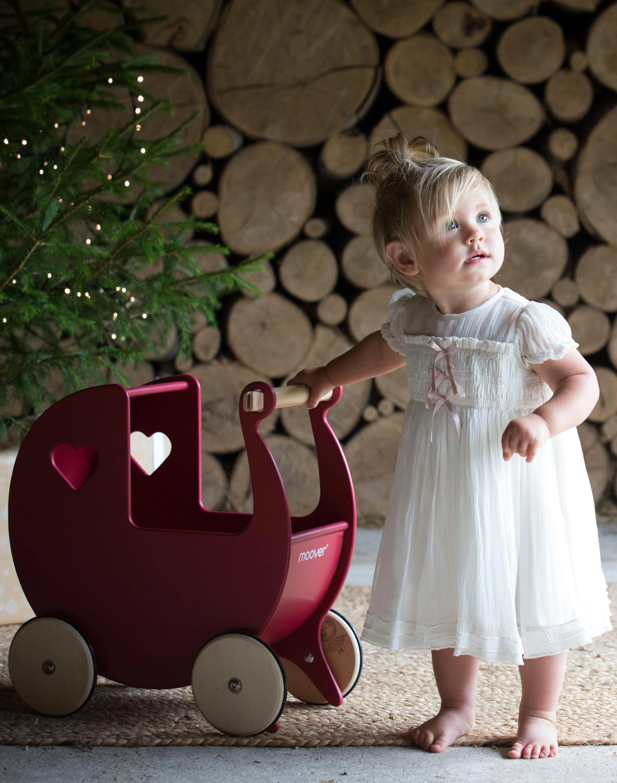 Classic Doll's Pram - 1 Count