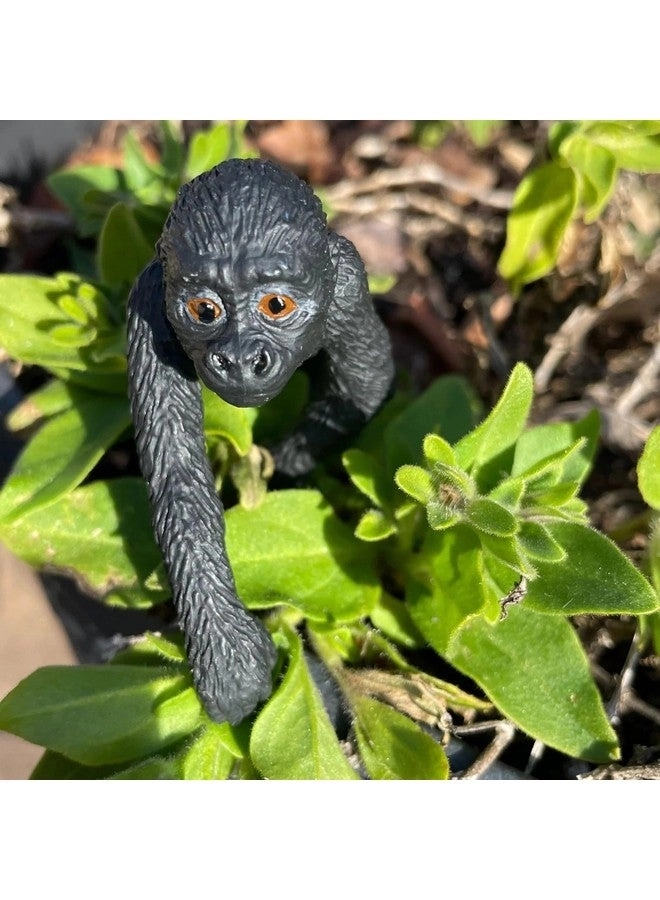 Lowland Gorilla with Baby Figure 4.1"