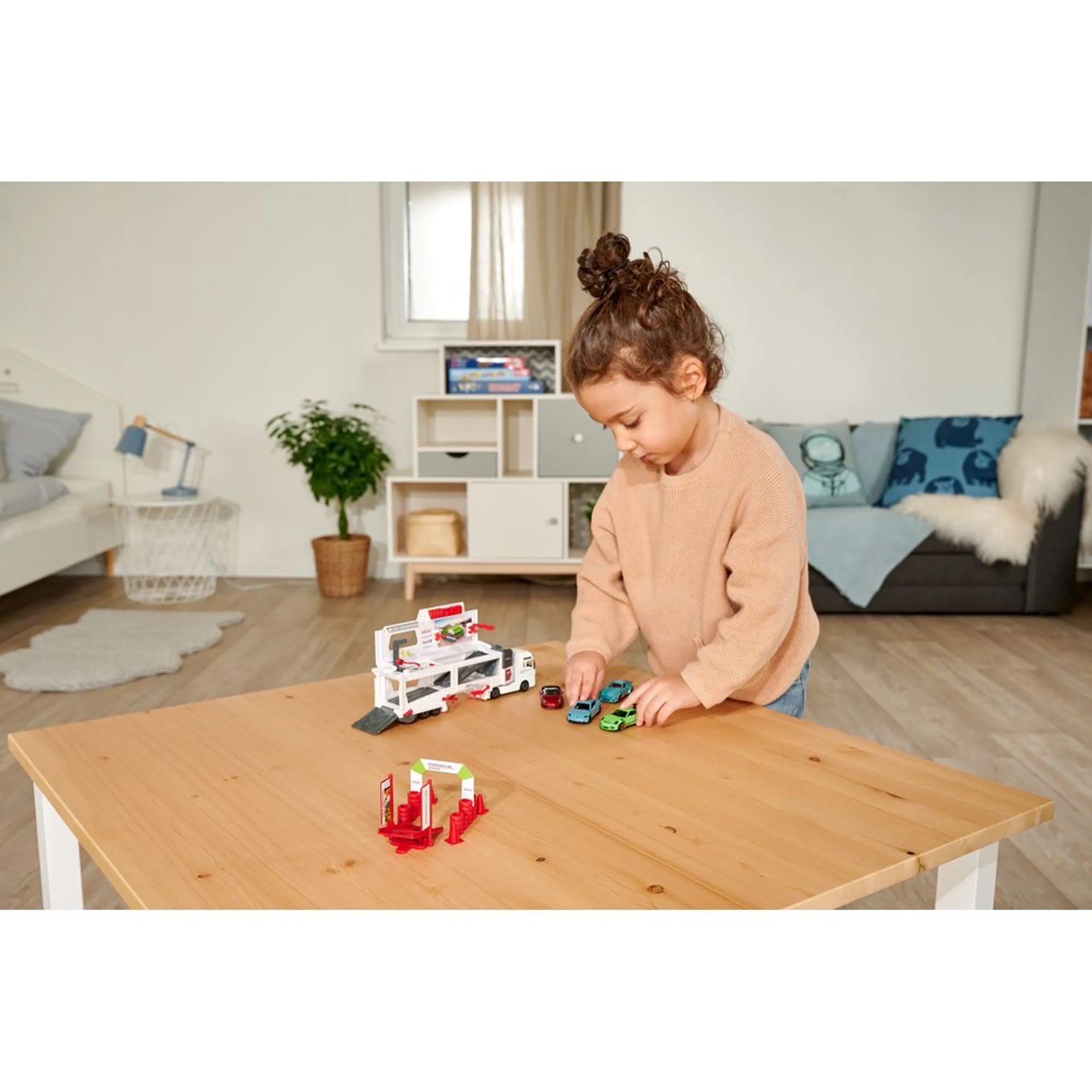 MAN TGX Porsche Experience Truck - 27 cm 2 die-cast models