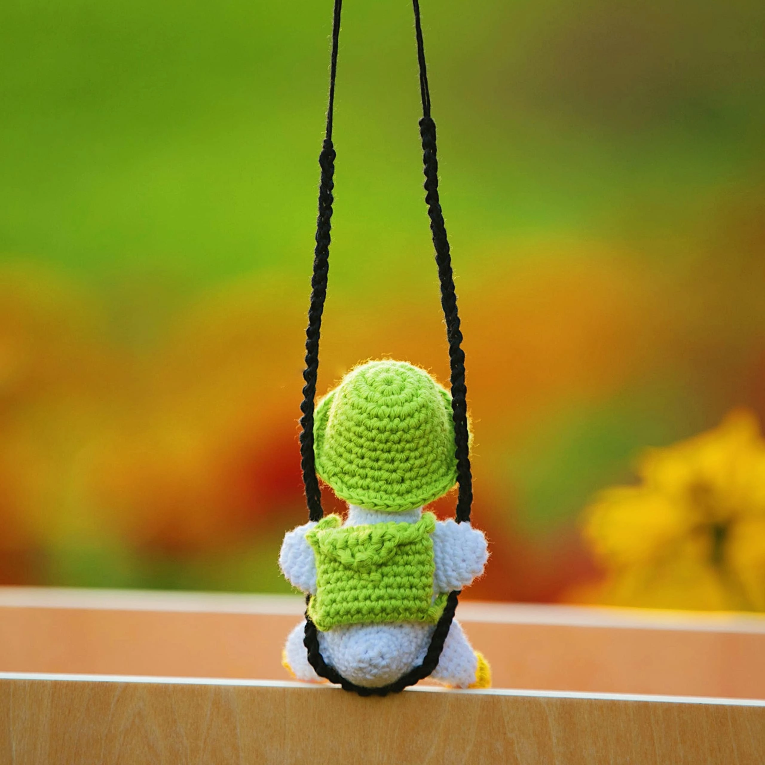 Swing Duck Ornament - Wool