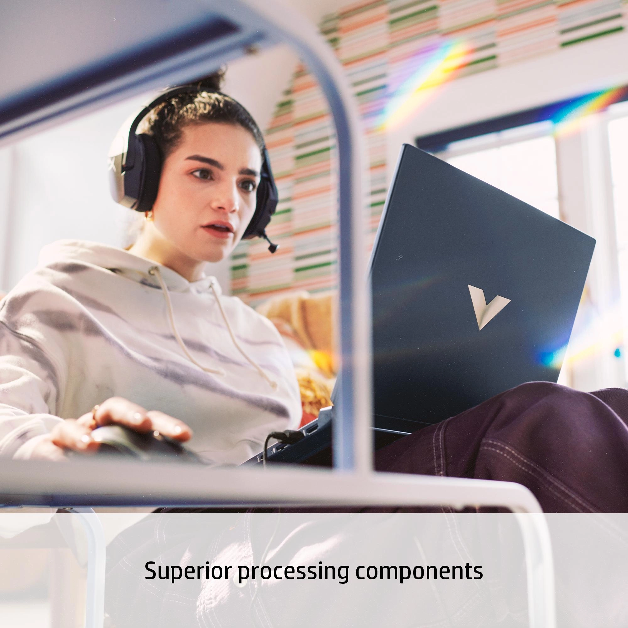 Victus - 15.6'' Ryzen 5-8645HS 8GB DDR5 512GB SSD