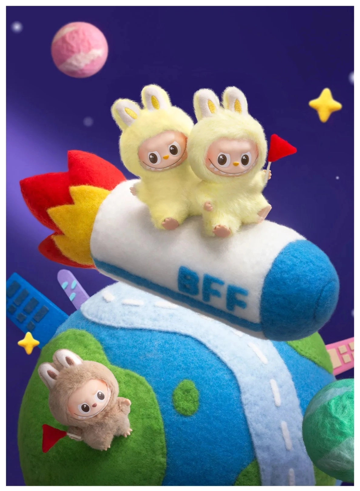 Labubu - The Monsters Pin For Love Vinyl Plush Pendant