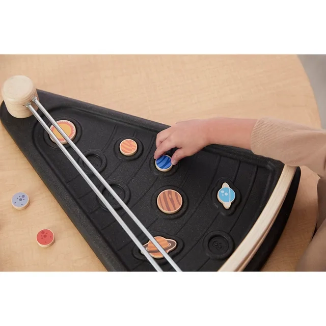 Land The Planet Game - Suitable for 3 years and above