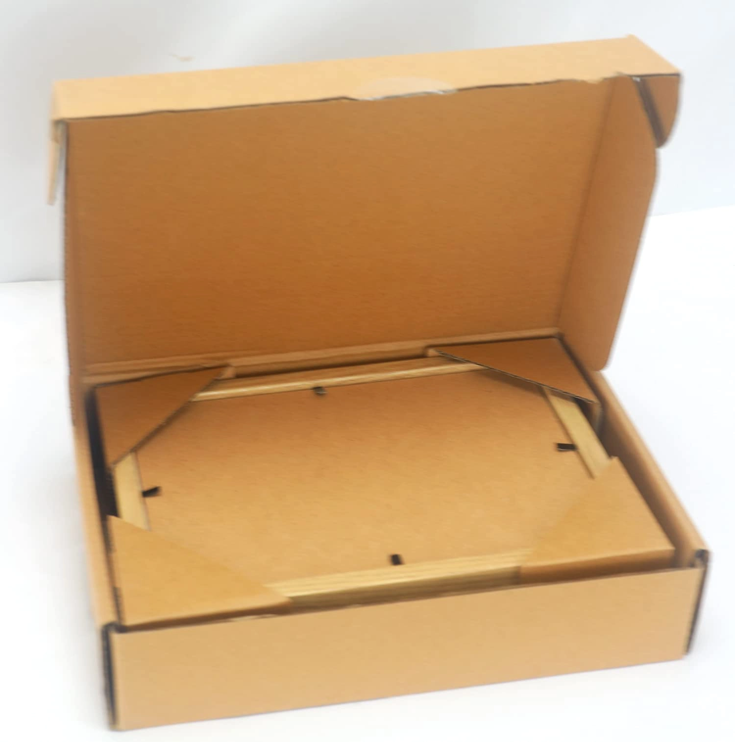 Hinged Double Photo Frame - 4x6'' 2