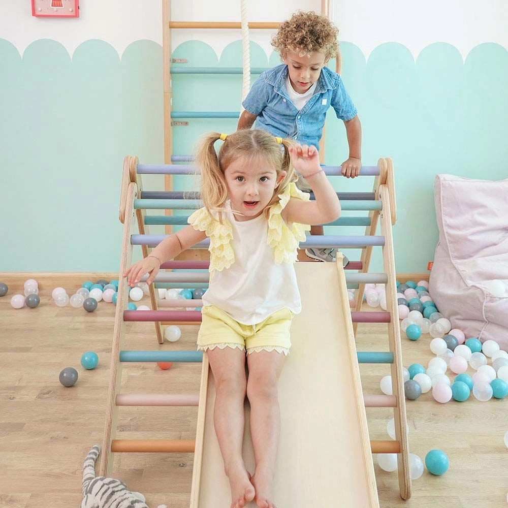 Pikler Triangle - Foldable Natural 80 x 90 x 102 cm + Reversible Ramp - 116 x 41 cm