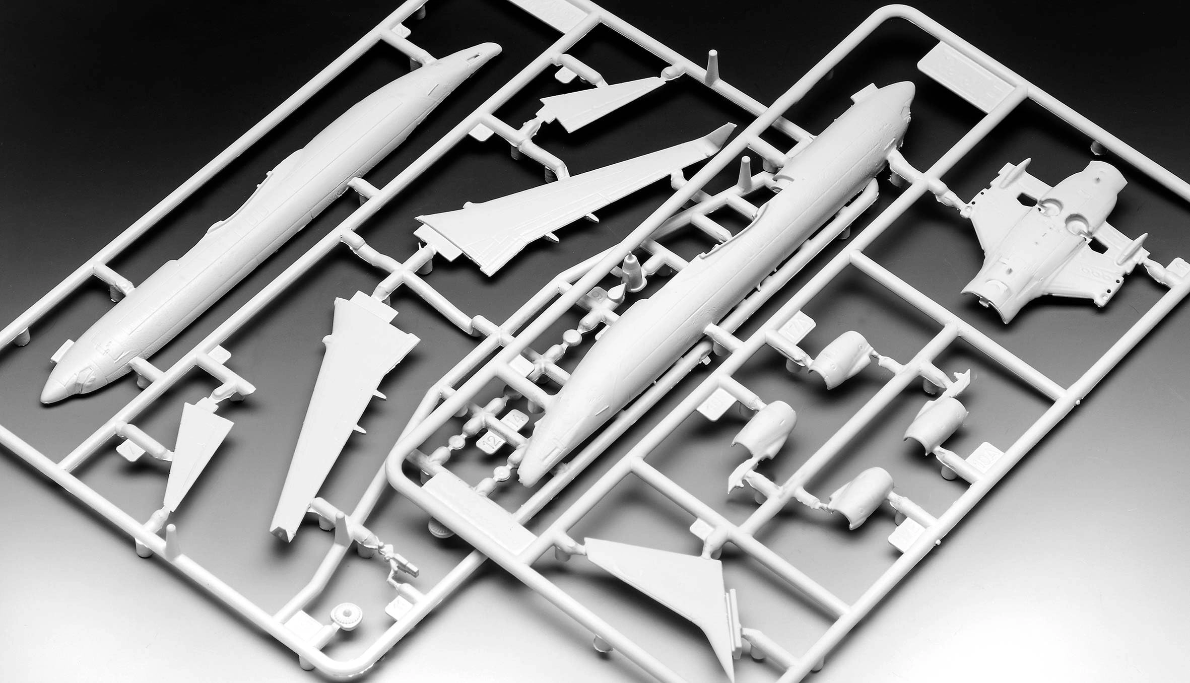 Boeing 737-800 Model Kit - 1:288