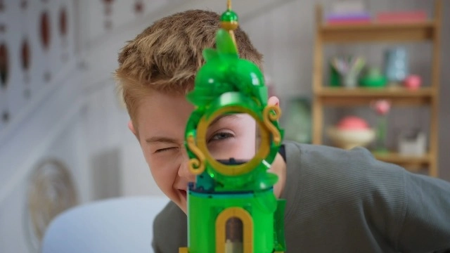 LEGO Wicked Glinda & Elphaba's Dormitory (75683)