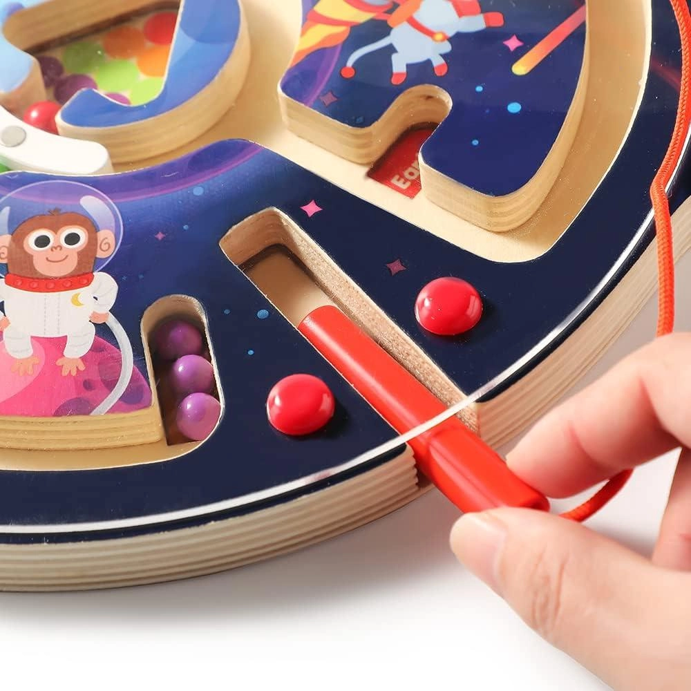 Space Explorer Magnetic Maze Toy - 3 years and above