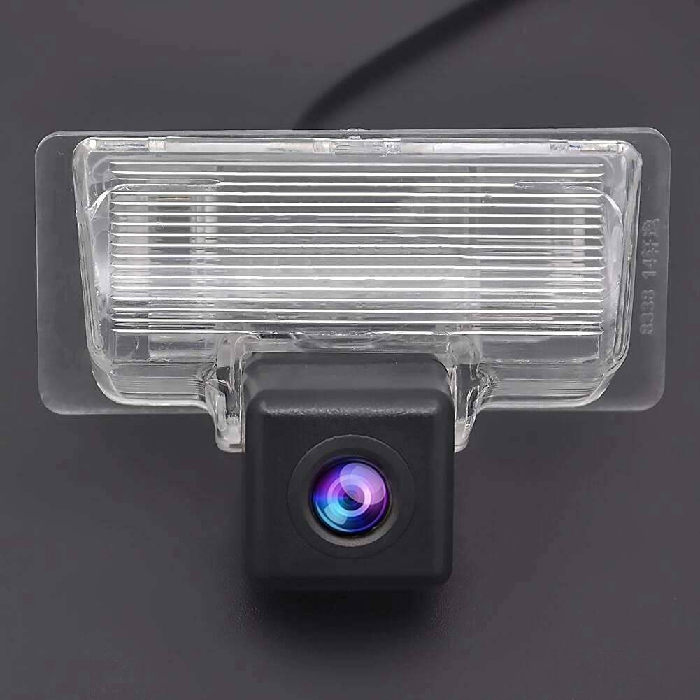 Rear View Reverse Backup Tracks Camera - 728 x 512