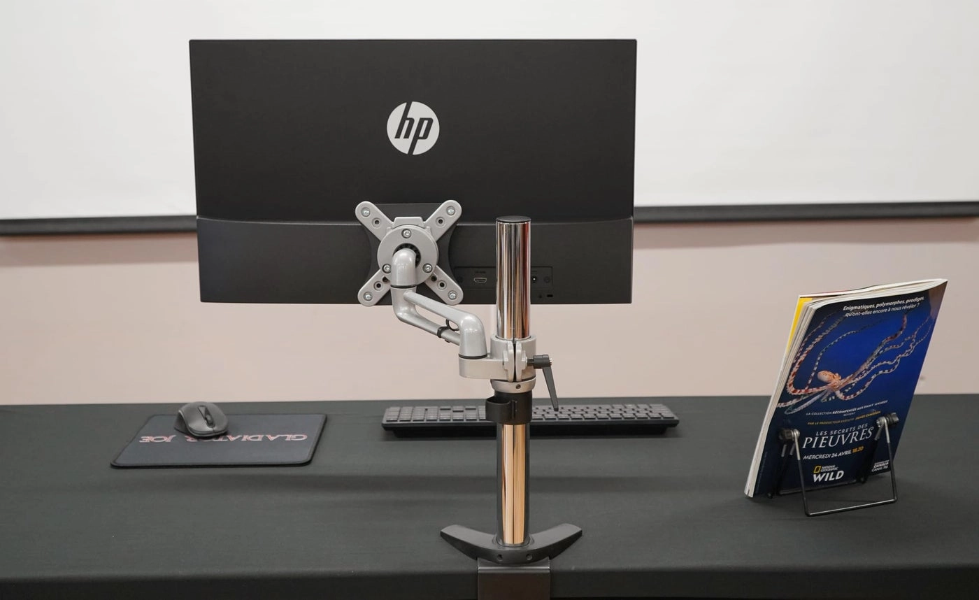 VESA Adapter - 75mmx75mm 100mmx100mm