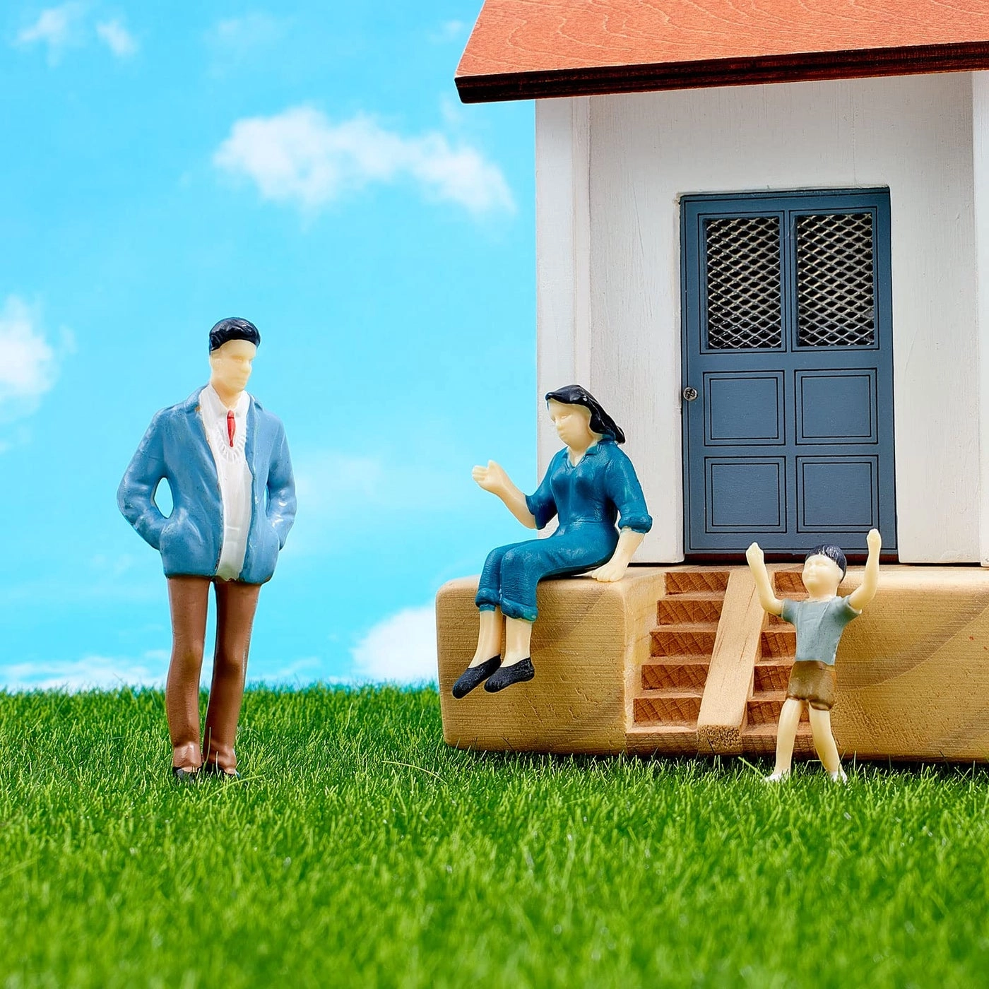 People Figurines - 14 different characters 28 pieces