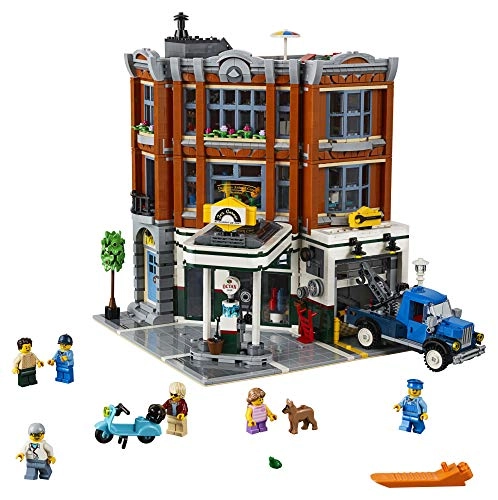 Corner Garage (10264)