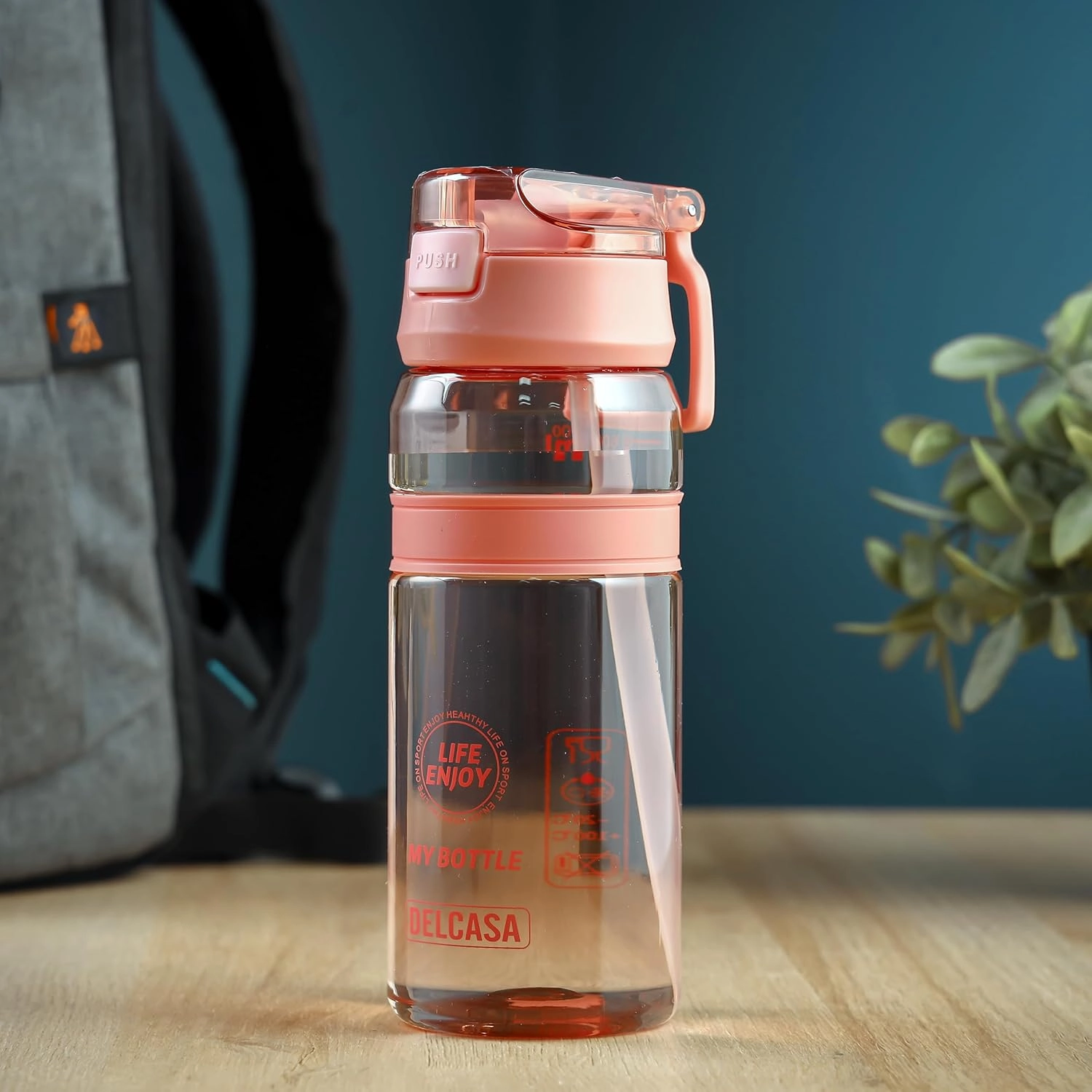 DC3237 Water Bottle - Push-button lid 700 ml