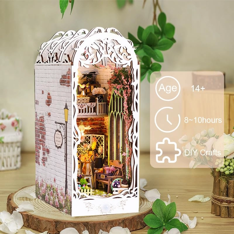 Book Nook Kit