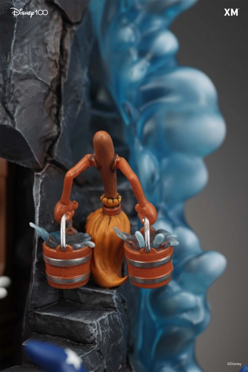 Mickey - Fantasia - Polystone and PU 3 switchout parts