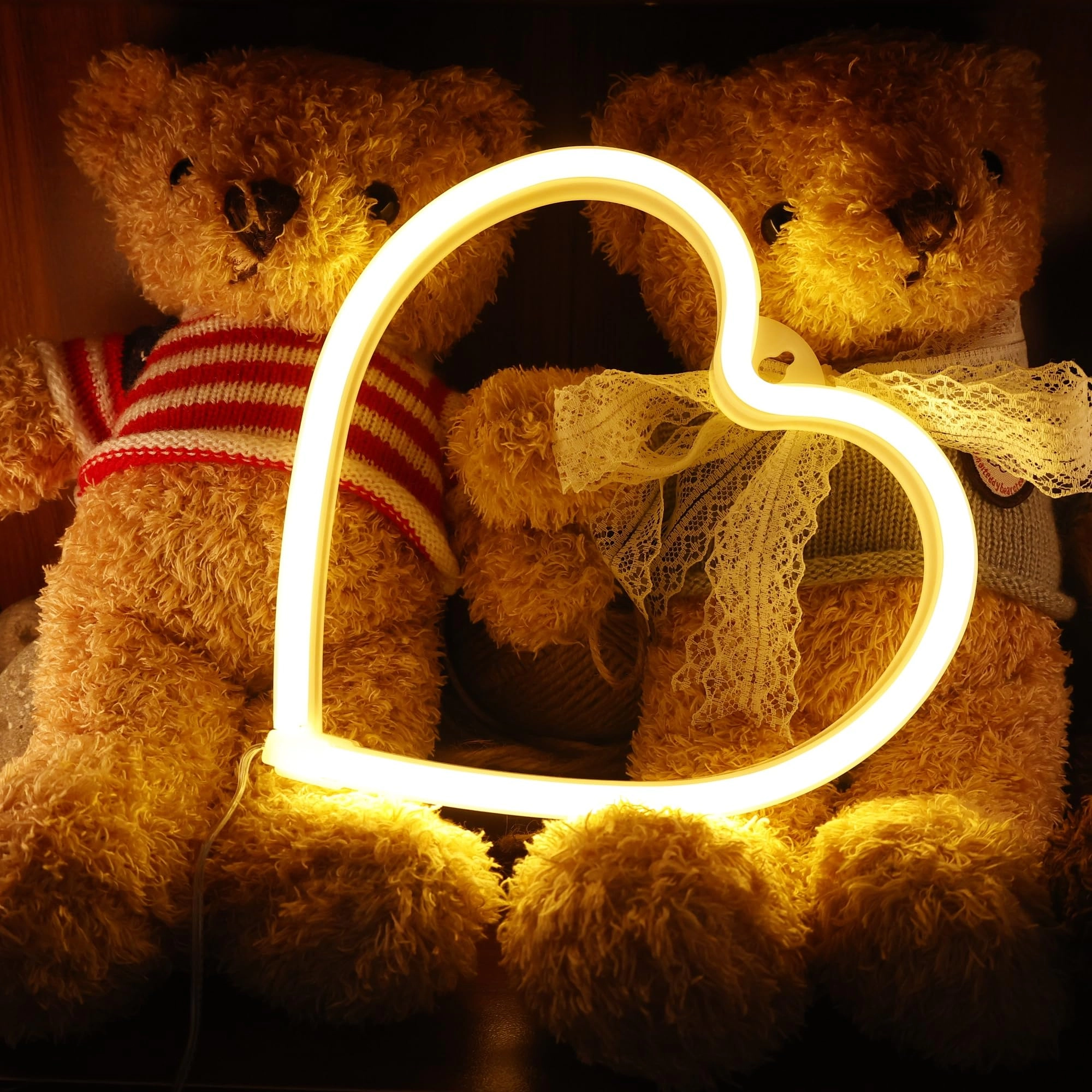 Anywin Love Heart Neon Sign - USB Cable Warm Yellow