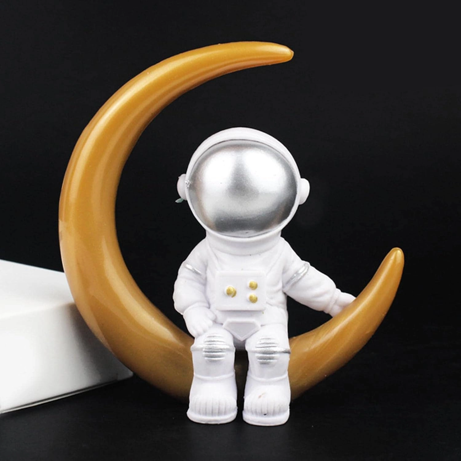 Street27 Astronaut Figurine - Outer Space (10 cm) (B0D7W8ZHD6)