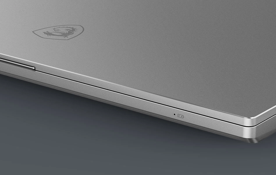 P65 Creator 8RF-442 - 15.6'' i7-8750H 16GB DDR4 256GB SSD