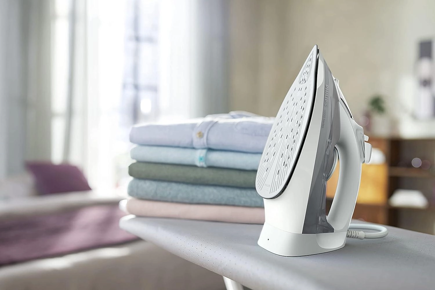 DST5010 - Steam Iron 2400 W 160 g