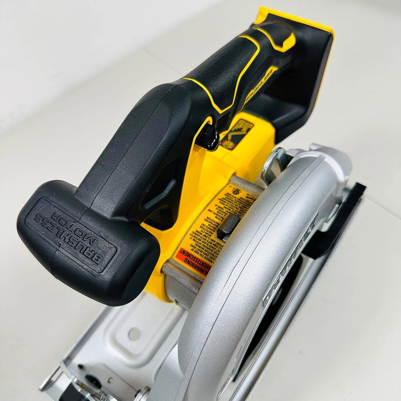 DCS566 Cordless (Bare Tool)