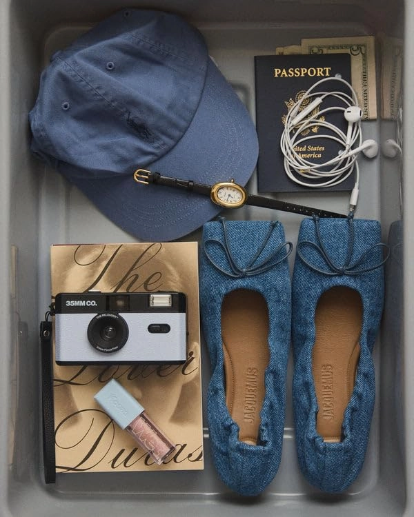 Ballerina - 35mm Reusable Film Camera with Flash